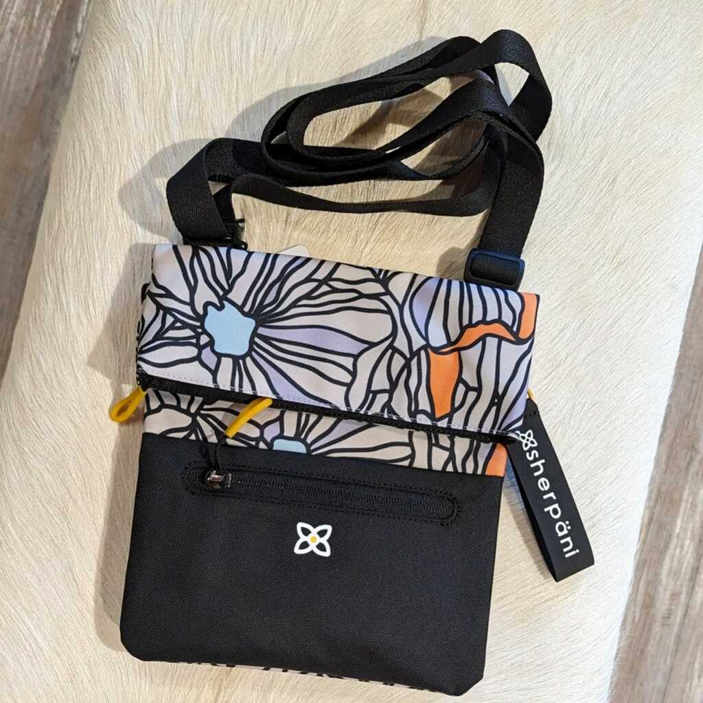 Sherpani Crossbody Purse