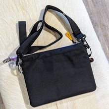 Load image into Gallery viewer, Sherpani Crossbody Purse