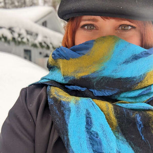 Felt Feather Cool Scarf